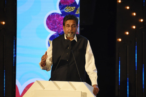 Chairman of Ambuja Neotia group Harshavardhan Neotia is delivering a speech during the 7th Bengal Global Business Summit in Kolkata, India, on November 22, 2023.Soft drink giant Coca-Cola is partnering with the famed Makaibari tea estate of Darjeeling to bring ready-to-drink iced green tea to India, strengthening its presence in the healthy beverage category.

Coke will market the packaged drink under ‘Honest Tea’, a brand it had acquired years ago in the US. It plans to source the organic green tea exclusively from Makaibari, arguably the finest tea Darjeeling has to offer.

The alliance, if successful, will shine a spotlight on the Darjeeling tea industry, which is desperately looking for new ideas to sell its produce as demand is falling. The marketing and distribution heft of Coca-Cola can give it the much-needed edge to appeal to a wider audience, especially the younger health-conscious customers.

At present, Coca-Cola is launching the drink in the southern and western states. It will eventually be rolled out nationally over a period, coinciding with the summer months of 2024. A 350-ml bottle is likely to be priced at Rs 50. The company has so far launched two variants of the tea —lemon-tulsi and mango.
