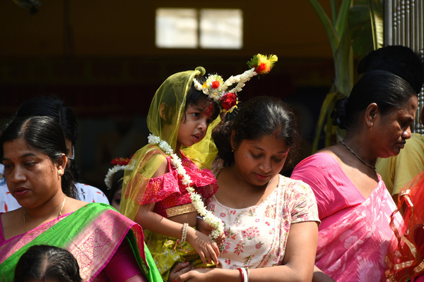 Kumari Puja was celebrated in a grand ceremony at Adyapith temple in Dakshineswar. About 2000 children are worshiped as Kumari. On this folkloric day Goddess Adya, comes to the Adyapith temple in the form of a Kumari. Since then, every year the day is celebrated in Adyapith Temple.