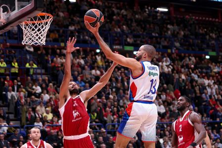 Italy, Milan, november 16 2023: Darius Thompson (Efes) scores 2 points in the paint in the 4th quarter during basketball game EA7 Emporio Armani Milan vs Anadolu Efes Istanbul, EuroLeague 2023-24 round 9