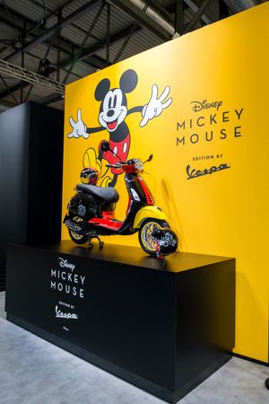 Like every year, the international cycle and motorcycle exhibition (Eicma) took place in the pavilions of the exhibition area of Rho Milano Fiere from 9 to 12 November 2023. Obviously the main brands in the sector were present with their stands, among which the Ducati red, reigning champion brand in both Moto GP and World Superbike.