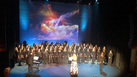 Manhattan Borough Arts festival 2023, Manhattan high schools and middle schools performed in historic Apollo Theatre ,Fiorello H.LaGuardia tremble chorus,Simone Vysnovsky vocal high school student performance