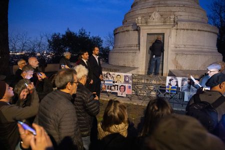 Commemoration ceremony to remember drama of desaparecidos and the victims of the dictatorship of General Jorge Videla, near Gianicolo Lighthouse. On the occasion of the anniversary of military coup in Argentina which took place on 24 March 1976, the Citizens' Committee "Rome remembers the Desaparecidos Madres and Abuelas" organized a commemoration ceremony to remember drama of the desaparecidos and the victims of dictatorship of General Jorge Videla. Ceremony ended with the lighting of the Gianicolo Lighthouse, built in 1911 thanks to the funds raised by the Italian community of Buenos Aires.