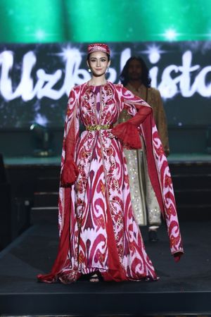 Ms Fayzieva Aysha from Uzbekistan with her national costume.