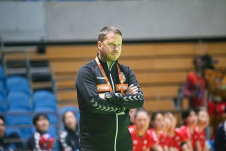 Santander, Spain, 25th November, 2023: Serbian coach, Uros Bregar during the 2nd Matchday of the Spanish International Women's Tournament 2023 between Serbia and Japan, on November 25, 2023, at Palacio de los Deportes de Santander, in Santander, Spain.
