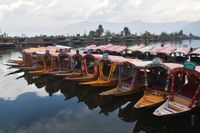 Deserted Dal Lake due to the attack in Pahalgam