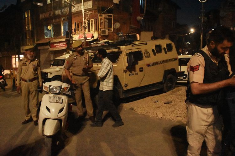 48 tourist destinations in Kashmir closed after Intel on more attacks