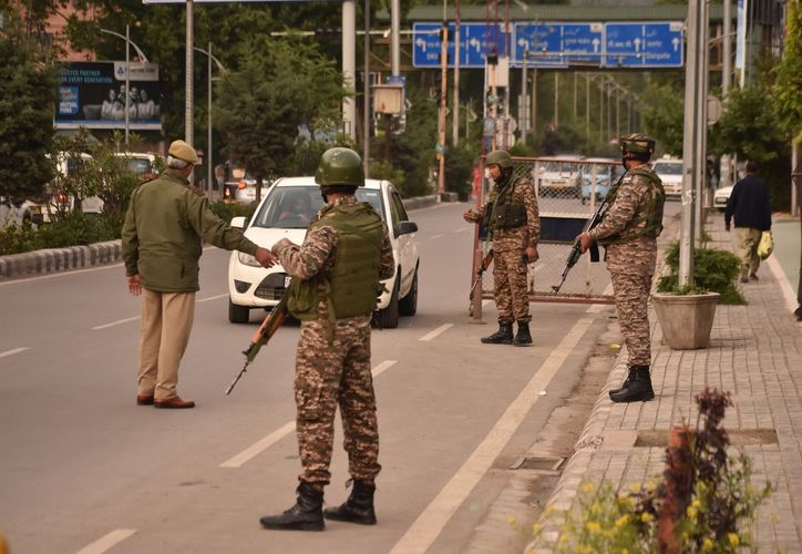 India bans direct indirect imports from Pakistan