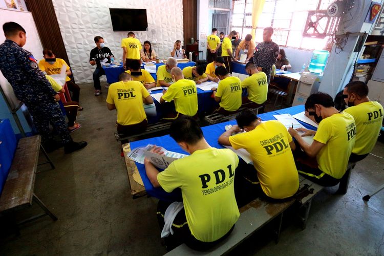 Philippines: PDL cast their votes for national election
