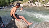 India: Beat the heat at Kashmir Valley