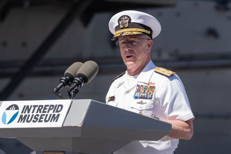 NY: Memorial Day ceremony at Intrepid museum
