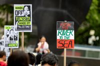 Protestors Gather Protest ICE Attempt to Deport Student