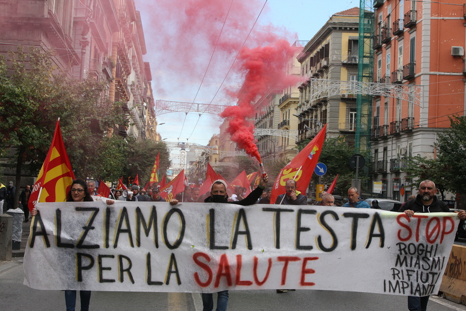 Protest of the COBAS and USB unions in Naples: protest with a march through the city streets.