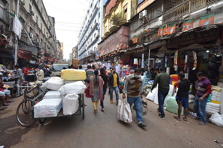 Canning street is one of the most crowded business place in Kolkata. Thousands of small shop owners from the outskirts and suppliers of different states are to come and purchase various materials frequently.