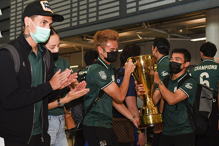Thailand men's national football team (War Elephants) players With related parties arriving at Suvarnabhumi Airport, Samut Prakan Province, Thailand, on 02 January 2022 after winning the ASEAN Football Federation Championship 2020 (AFF Suzuki Cup 2020) successfully.