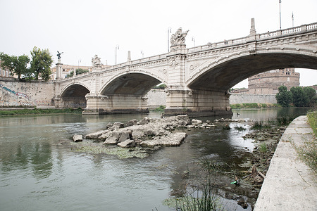 View of Tiber river in Rome during drought