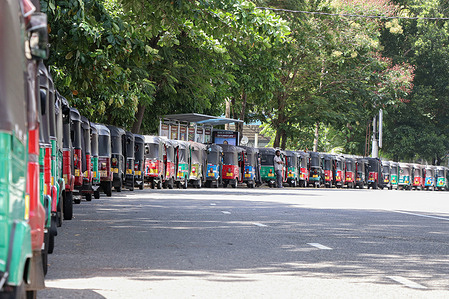 Drivers are waiting in long queues at an Indian Oil Corporation (IOC) filling station in Colombo.
