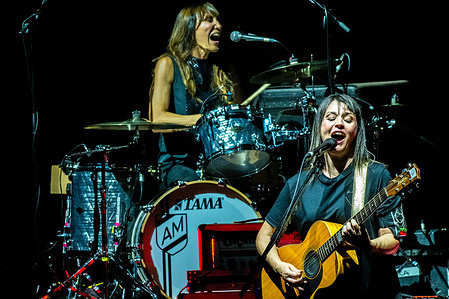Concert of Italian singer and songwriter Carmen Consoli at Volevo fare la rock star tour in Rome. Carmen Consoli played the last four pieces with her friend Marina Rei on drums. During the evening she was also awarded by Amnesty International Italia 2022.