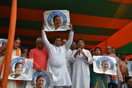Dr. Sukanta Kumar Majumdar, MP and President BJP, West Bengal, and other prominent leaders at the sit-in demonstration by Bharatiya Janata Party (BJP) to protest against the West Bengal school recruitment scam & alleged institutionalised corruption across West Bengal.
