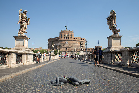 View of the sculpture "In Flagella Paratus Sum" made by Italian artist Jago, located on Sant'Angelo Bridge in Rome