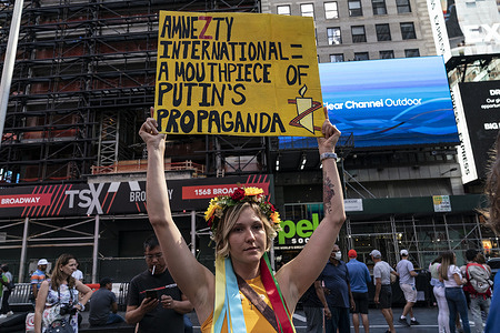 Protesters rally against Russian aggression towards Ukraine on Times Square