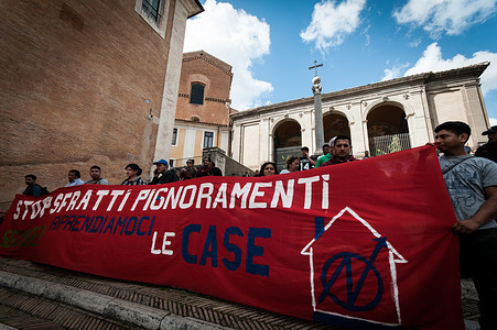 Protest in Piazza dell Campidoglio by the movement for the right to live, Spin Time, Asia-Usb and Nonna Roma, to demand the immediate approval of the housing plan.