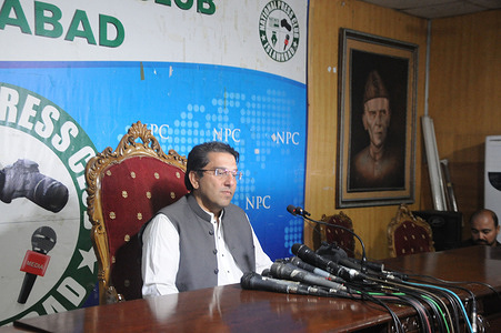 Senator Saifullah Khan Niazi, the central chief organizer of Pakistan Tehreek-e-Insaf (PTI) and a close associate of former Prime Minister Imran Khan, expressed his disaffiliation with Pakistan Tehreek-e-Insaf in his short press conference of twenty-seven seconds, and announced he was quitting the PTI.