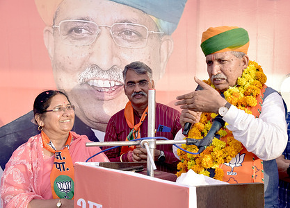 Union Law Minister Arjun Ram Meghwal being welcomed by Bharatiya Janata Party (BJP) supporters as he arrive for the first time in Bikaner as Union Minister of State (Independent Charge) for Law and Justice in Bikaner.