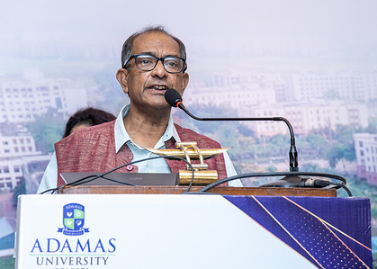 Adamas University, the first-ever University in India to bag Platinum in Teaching and Learning & Diamond rating in Academic Development has organized a media roundtable to introduce the intellectual capital of the institution in a city hotel. Professor Suranjan Das, newly-retired Vice-Chancellor, Jadavpur University has joined Adamas University as Vice-Chancellor on today at press conference.