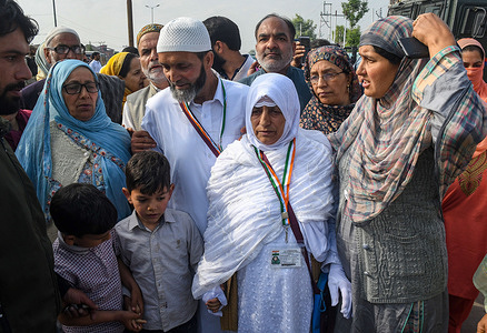 Pilgrims leaving for annual hajj pilgrimage to Mecca in Srinagar. The first batch of 600 pilgrims left for Mecca for the annual Hajj pilgrimage. 12,000 pilgrims from Jammu and Kashmir are performing Hajj this year.