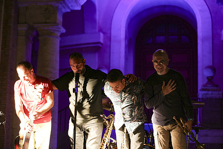 Second day of the Bravetta Music Fest at the Cloister of the Good Shepherd in Rome. On stage the jazz of Gabriele Buonasorte Quartet in "Forward", an emerging group but already known for collaborating with many artists at the Boogie Club Jazz Live.
