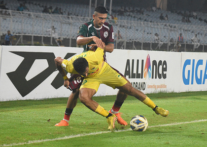 Mohun Bagan Super Giant beats Maziya Sports Recreation (MD) in AFC cup group stage match by 2-0 result in Salt lake stadium. Jason Cummings was the goal scorer.