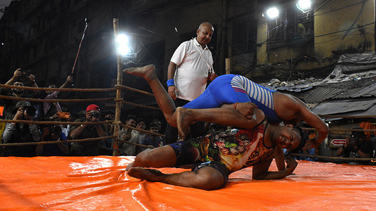 Street wrestling competition had been organized in Kolkata as a part of Diwali celebration every year. Before the day of Diwali, young wrestlers from the various parts of Bengal come to participate in this event
