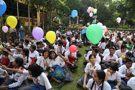 Children are at joyful mood with baloons as the Children's Day celebrated on 14 November in India to commemorate the birthday of the nation's first Prime Minister, Jawaharlal Nehru. It is organized by the Birla Industrial & Technological Museum (BITM), Govt Of India at their premise.