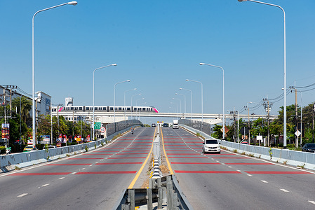 MRT Pink Line in Bangkok - Nonthaburi province, the second driverless Straddle Monorail in Thailand, be Open for service to the general public until on January 2, 2024 (free of charge), Start collecting service fees on January 3, 2024. The MRT Pink Line links Khae Rai area in Nonthaburi province, Minburi district in Bangkok.