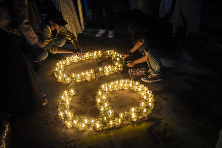 People light candles to participate in the Earth Hour event in Bandung. Earth Hour is the largest environmental movement in the world. In 2024, this movement will enter its 18th year, The Earth Hour celebration which takes place within one hour in March is synonymous with turning off the lights. According to the World Wide Fund for Nature (WWF), turning off the lights is a symbolic way to raise awareness about climate change.