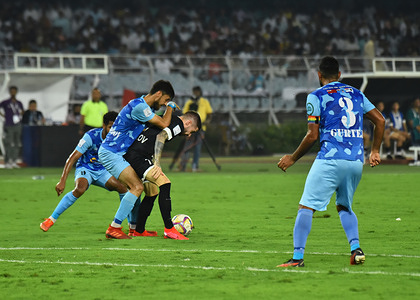 Mohammedan SC wins I-League trophy with a dejected note by losing 1-3 margin against Delhi FC on the last match of I-League at Kolkata's Vivekananda Yuba Bharati Krirangan stadium on 13th April,2024.
Alisher Kholmurodov( 7"), Gwgwmsar Goyary (31"), Sergio Barboza (90+8′) scored for Delhi FC while Mirjalol Kasimov (90+9′) reduced the margin for Mohammedan FC.